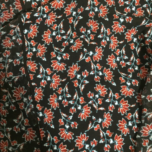 Zara Basic red and navy floral blouse - Picture 4 of 4